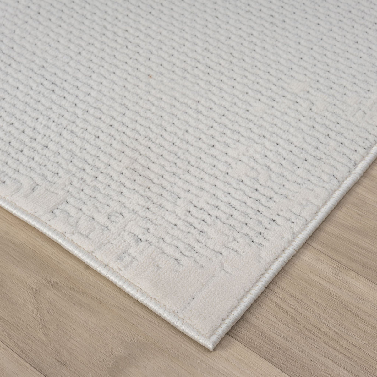 Lavish 715 Ivory