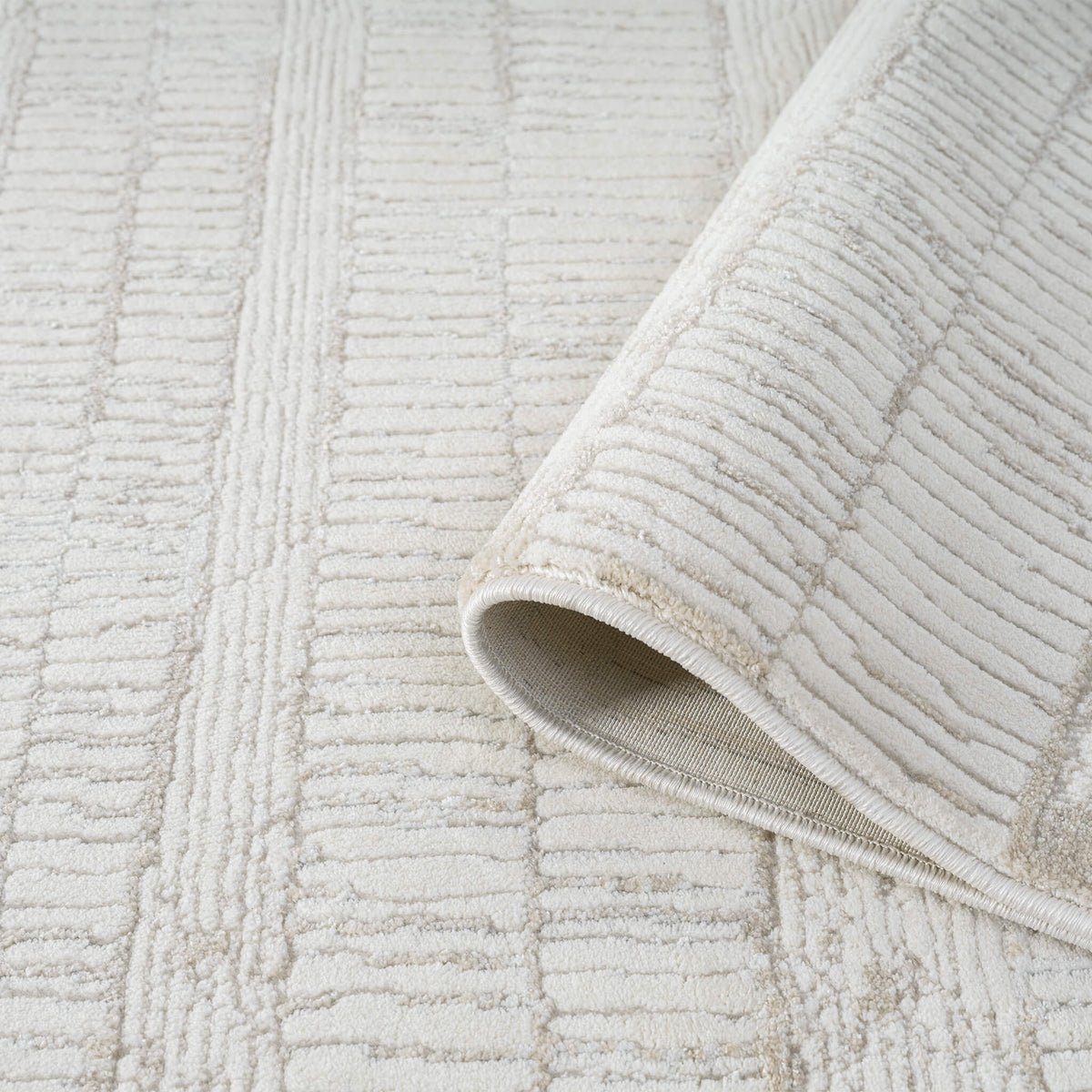 Weston 737 Linen Runner