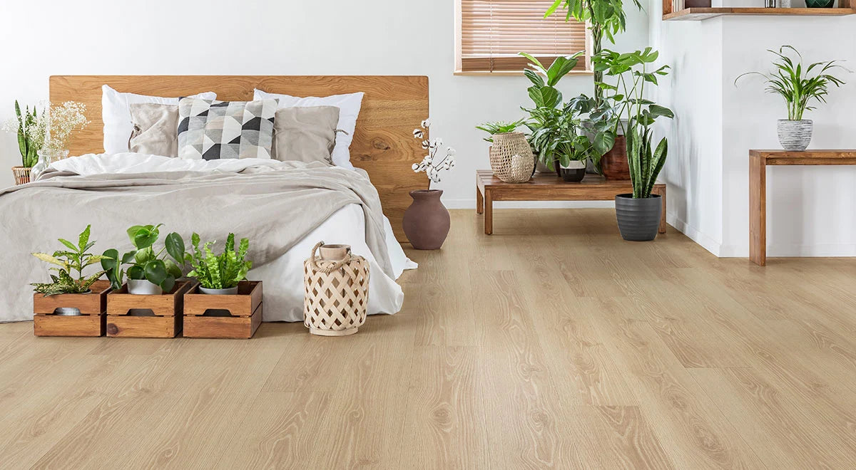 Clever Choice Hydro Merit AC4 Laminate Flooring 12mm Sunstone Setting
