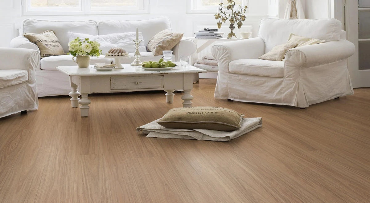 Clever Choice Scenic Hybrid Flooring 10mm Greenfield Spotted Gum Setting