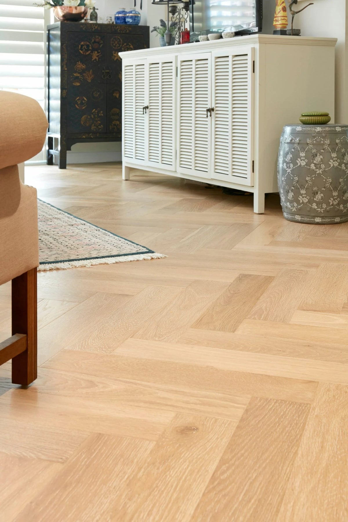 Preference De Marque Oak Chevron Engineered Timber Flooring 15/4mm 120mm Riesling Setting 2