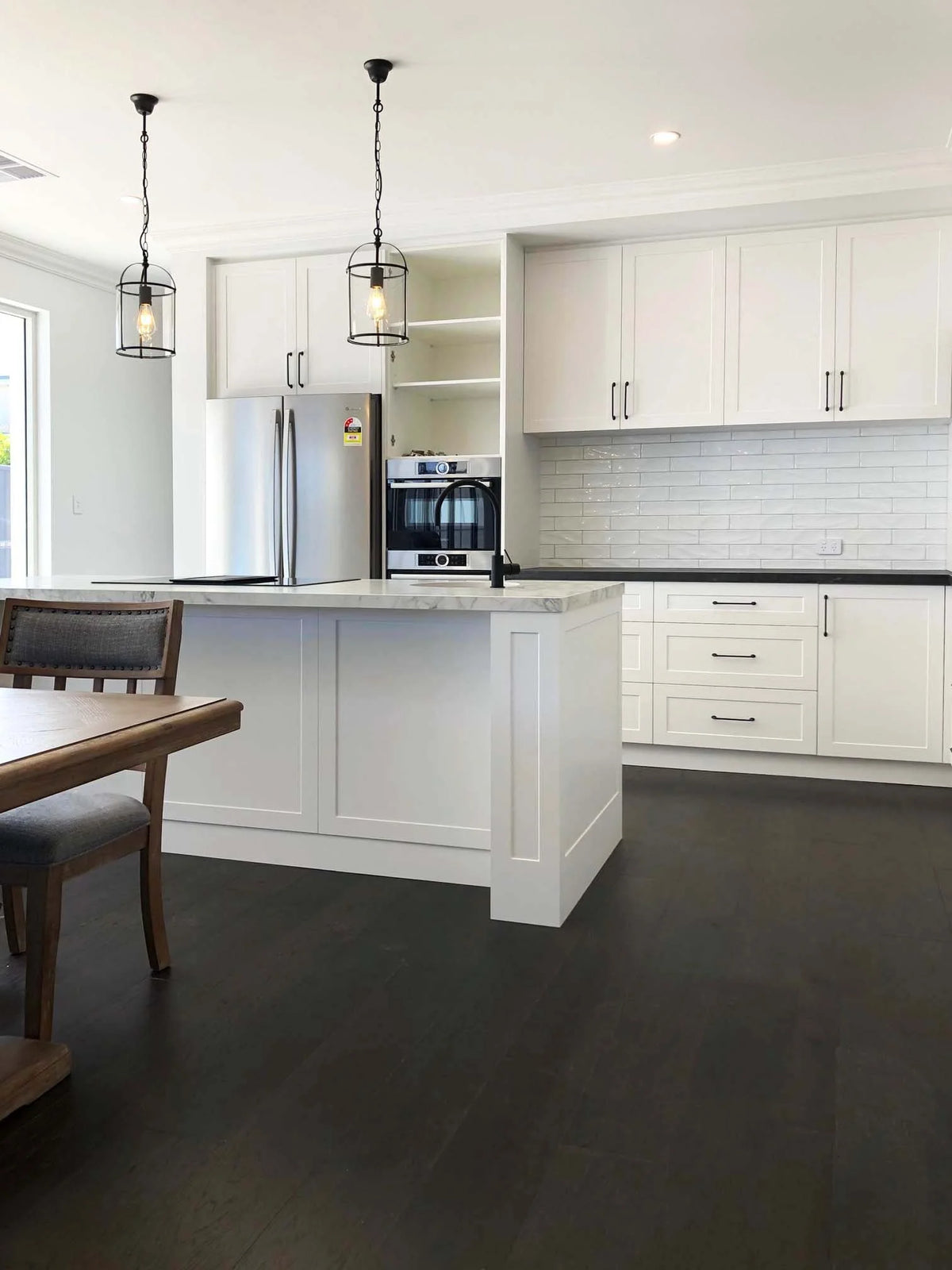 Preference Elk Falls Hickory Engineered Timber Flooring 14/2mm Double Char Setting