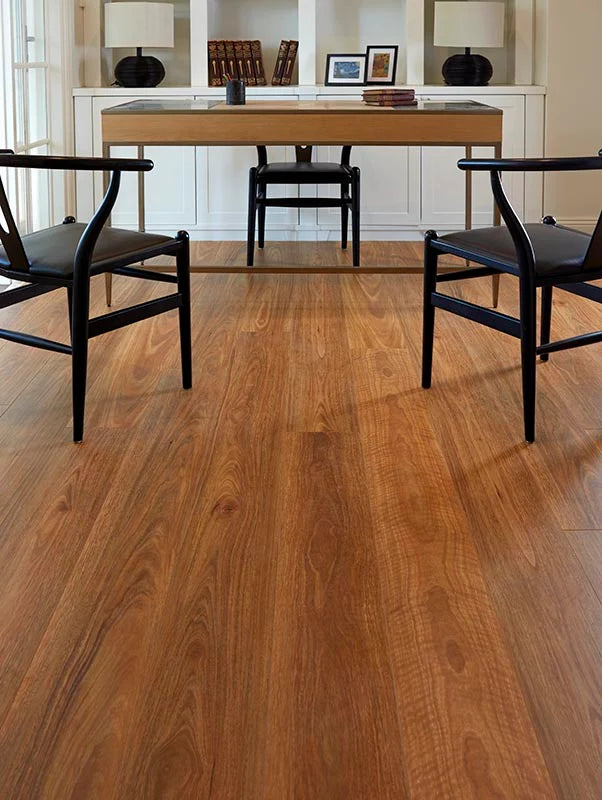 Preference Oakleaf AC3 Laminate Flooring 8mm Spotted Gum Setting