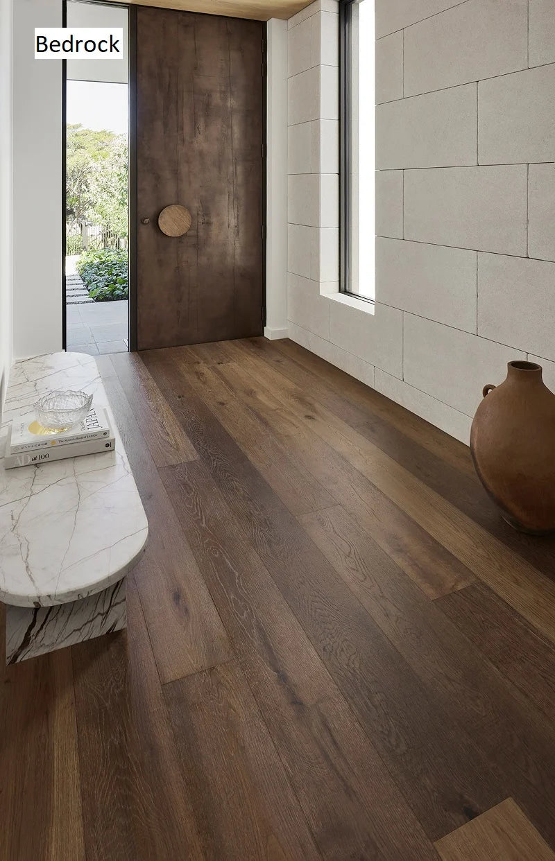 Preference Oakleaf HD PLUS AC4 Laminate Flooring 8mm Bedrock Setting