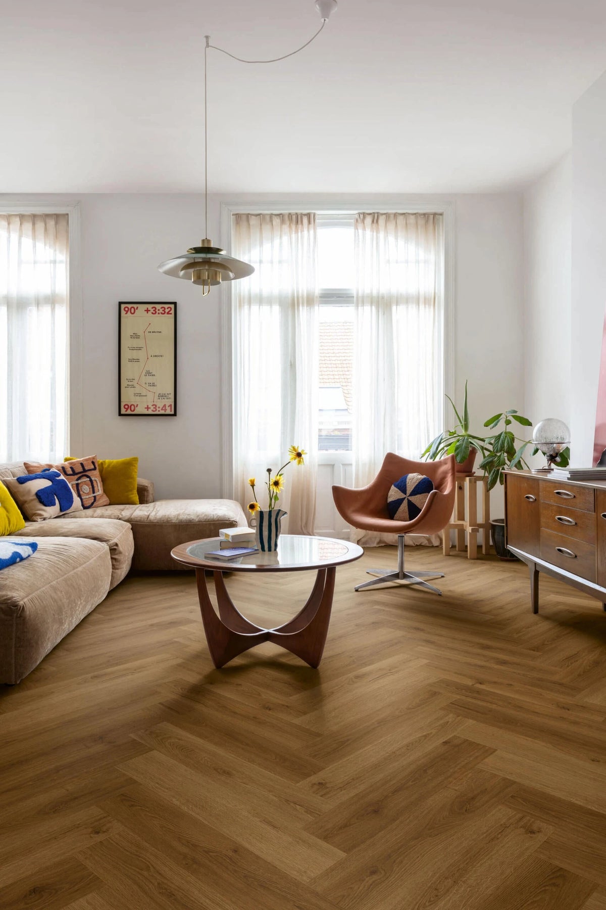 Quick-Step Ciro Herringbone Hybrid Flooring 6mm Botanic Caramel Oak Setting