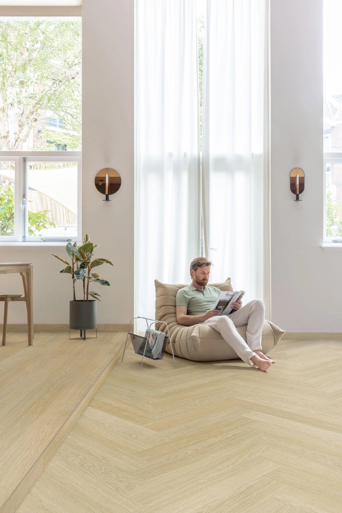 Quick-Step Fuse Luxury Vinyl Flooring 2.5mm Serene Oak Light Natural Setting