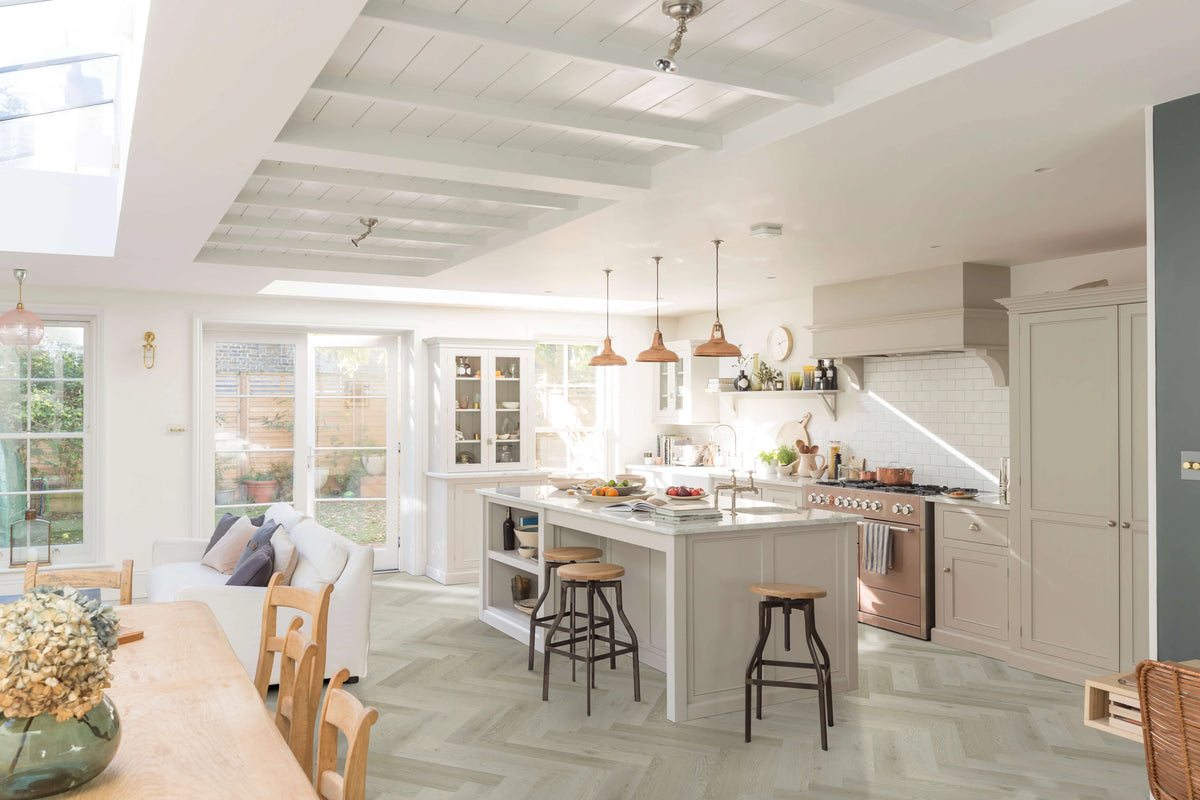 Topdeck Belle Vie Herringbone Hybrid Flooring 7mm Cayman Oak Setting